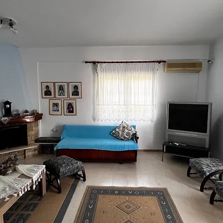 Anna's House بيت للعطل *